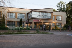 IMG_7980-1. Budynek szkoły. Widok od ulicy Bema