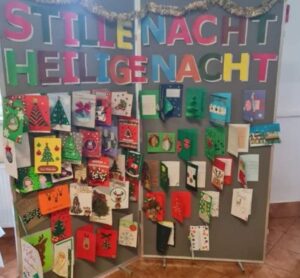 Wystawa kartek z życzeniami w języku niemieckim